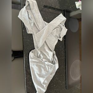 Criss cross back short sleeve cutout light grey bodysuit large x-large